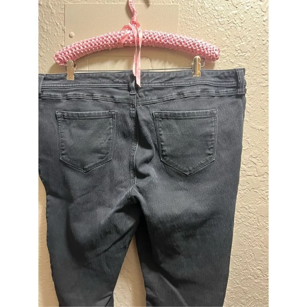 Torrid Black Denim Jeans Woman’s Size 22S Plus Size Jeans
